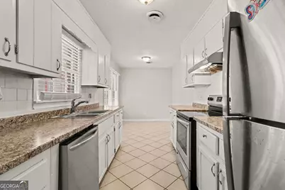 727 S Carter Drive, Jonesboro, GA 30236 - Photo 7