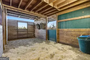 35 Saddleback Farms Dr, Newnan, GA 30263 - Photo 57