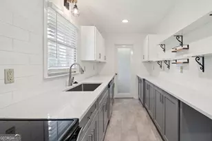 560 Donna Dr SW, Smyrna, GA 30082 - Photo 15