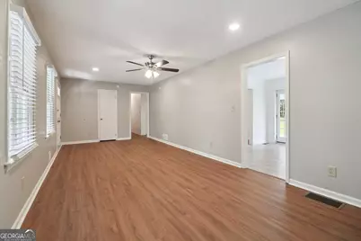 560 Donna Drive SW, Smyrna, GA 30082 - Photo 11