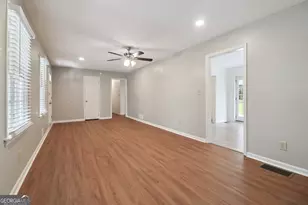 560 Donna Dr SW, Smyrna, GA 30082 - Photo 11