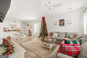 1613 Ashantilly Dr, Darien, GA 31305 - Photo 5