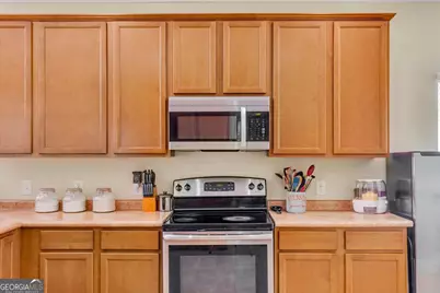 1077 Marne Boulevard, Hinesville, GA 31313 - Photo 13