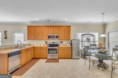 1077 Marne Boulevard, Hinesville, GA 31313 - Photo 9