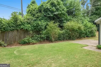 140 Crabtree Drive, Roswell, GA 30076 - Photo 23