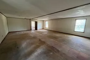 414 N Terrell St, Metter, GA 30439 - Photo 11