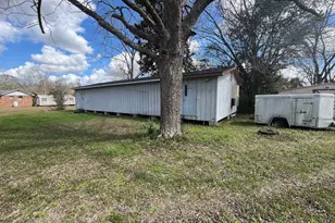 414 N Terrell St, Metter, GA 30439 - Photo 29