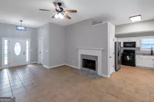 182 Hawk Ln, Carrollton, GA 30116 - Photo 5