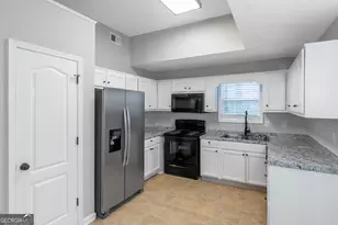 182 Hawk Ln, Carrollton, GA 30116 - Photo 11