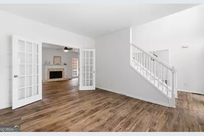 3925 Charlemagne Way SW, Marietta, GA 30064 - Photo 5