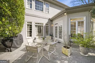 300 Nell Ct, Sandy Springs, GA 30342 - Photo 37