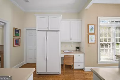 300 Nell Court, Sandy Springs, GA 30342 - Photo 17