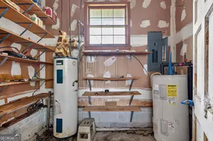 2411 Williamson Zebulon Rd, Williamson, GA 30292 - Photo 35