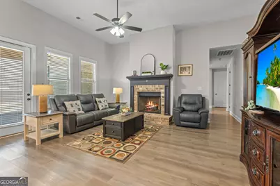 122 Blue Dunn Circle, Perry, GA 31069 - Photo 3