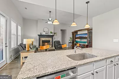 122 Blue Dunn Circle, Perry, GA 31069 - Photo 7