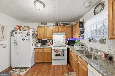 1232 Mill Lake Circle, Stone Mountain, GA 30088 - Photo 13