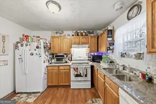 1232 Mill Lake Cir, Stone Mountain, GA 30088 - Photo 13