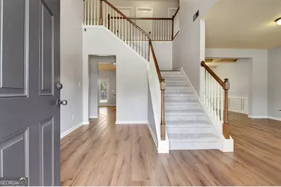 201 Fox Hall Crossing E, Senoia, GA 30276 - Photo 5