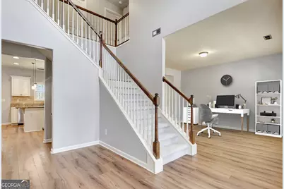 201 Fox Hall Crossing E, Senoia, GA 30276 - Photo 7