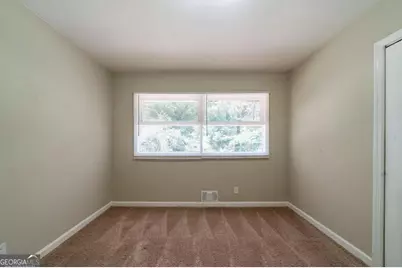 3904 W Hilda Circle, Decatur, GA 30035 - Photo 15