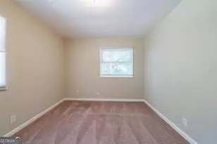 3904 W Hilda Cir, Decatur, GA 30035 - Photo 13