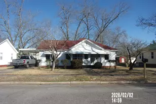 108 R St SW, Thomaston, GA 30286 - Photo 1