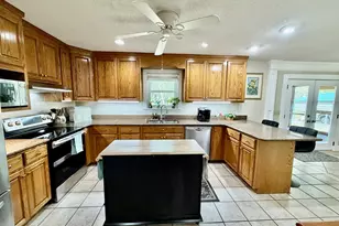 2118 Deer Run Cir, Tifton, GA 31793 - Photo 3