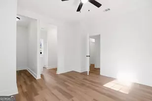 807 W 52nd St, Savannah, GA 31401 - Photo 15