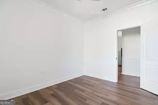 807 W 52nd St, Savannah, GA 31401 - Photo 25