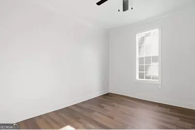 807 W 52nd Street, Savannah, GA 31401 - Photo 21