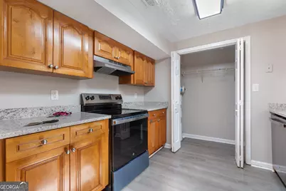 2803 Old South Drive, Jonesboro, GA 30236 - Photo 9