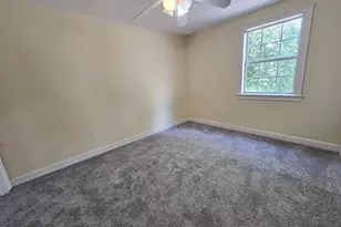 2411 Riverside Dr, Valdosta, GA 31602 - Photo 11