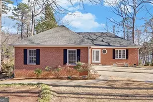 131 Sunrise Dr, Lavonia, GA 30553 - Photo 3