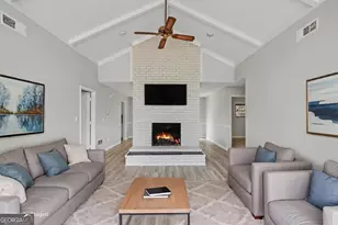 10 Gentry Dr, McDonough, GA 30252 - Photo 5