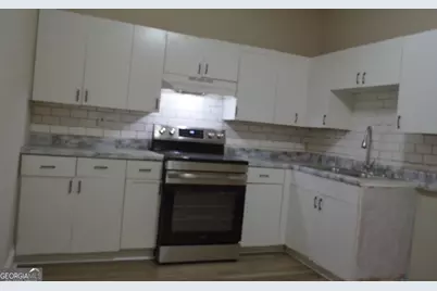 1036 Clay Avenue, Macon, GA 31211 - Photo 9