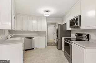 241 Tommy Irvin Rd, Mount Airy, GA 30563 - Photo 7