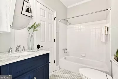 620 Lake Medlock Court, Alpharetta, GA 30022 - Photo 17