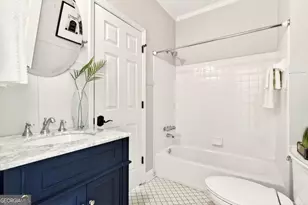 620 Lake Medlock Ct, Alpharetta, GA 30022 - Photo 17