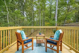 3925 Pineshore Cir, Gainesville, GA 30501 - Photo 9