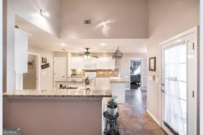 203 Cumberland Woods Terrace, Warner Robins, GA 31088 - Photo 11