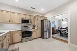 1073 Wharfside Ct, Greensboro, GA 30642 - Photo 11