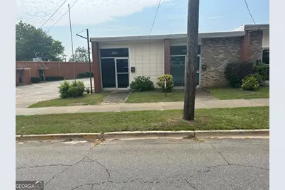 422 Academy Avenue, Dublin, GA 31021 - Photo 1