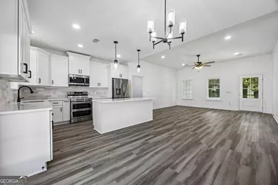 215 McQueen Street, Folkston, GA 31537 - Photo 15