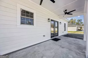 215 McQueen St, Folkston, GA 31537 - Photo 23