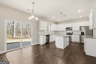 456 Pearson Cir, Hampton, GA 30228 - Photo 9