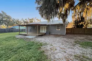 607 Dallas Cir, Folkston, GA 31537 - Photo 5