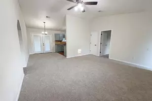 607 Dallas Cir, Folkston, GA 31537 - Photo 3