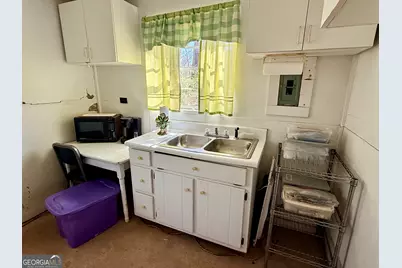 2052 Fairview Road, Stockbridge, GA 30281 - Photo 11