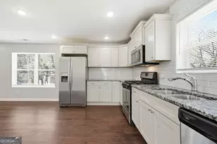 250 Maple St, Hapeville, GA 30354 - Photo 9