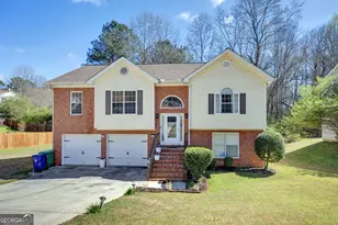 6027 Arbor Links Rd, Lithonia, GA 30058 - Photo 1